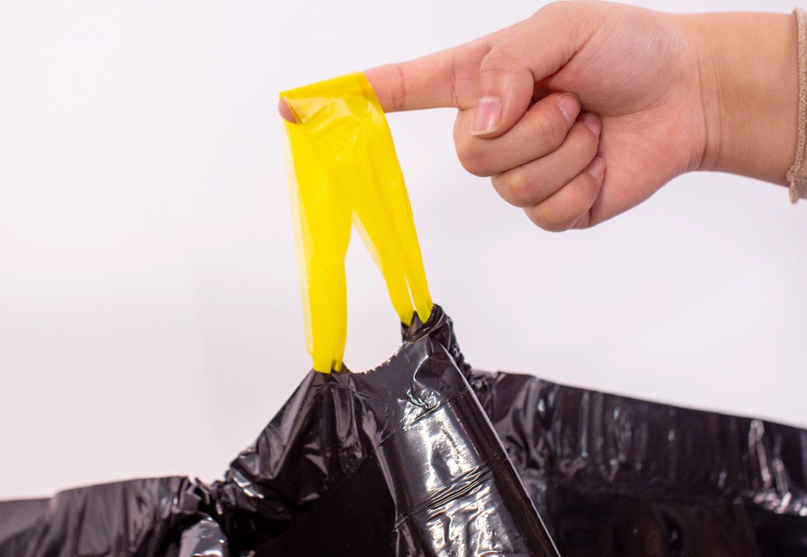 drawstring trash bags